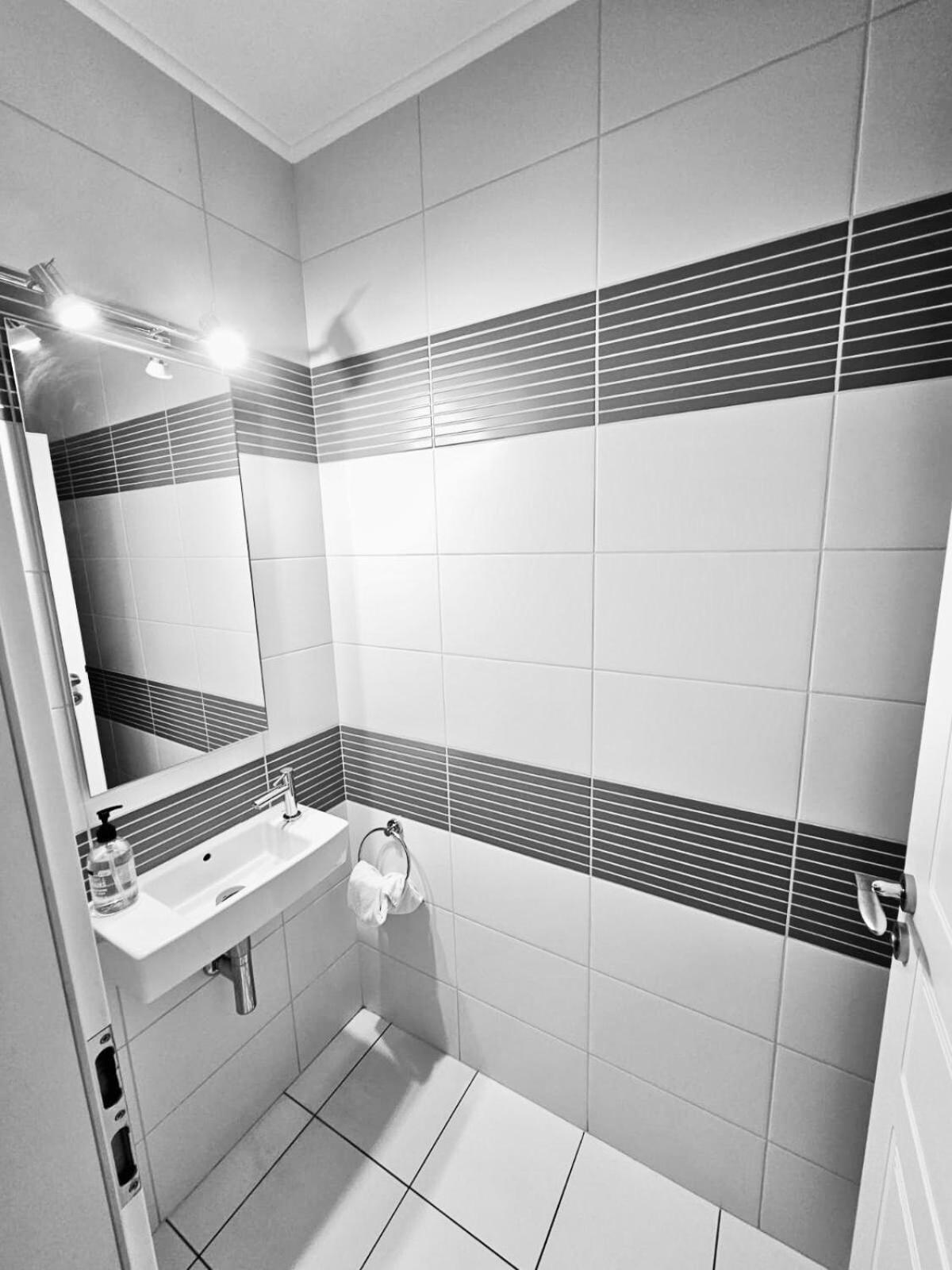 Apartment Convenient 2 Bedroom Flat Near Gare Luxemburg